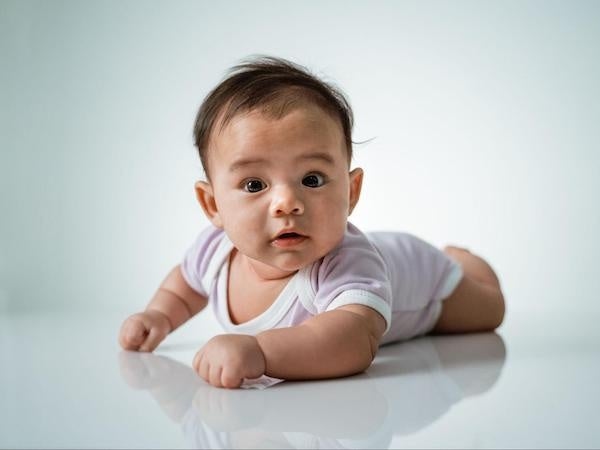 生後4カ月の赤ちゃんに買ってよかったおもちゃ5選！特徴や選び方も紹介