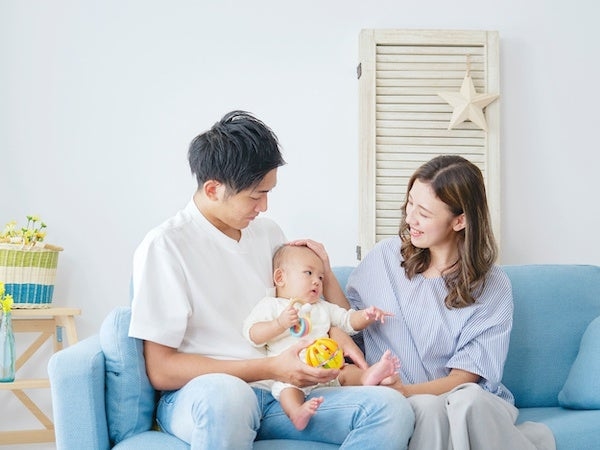 赤ちゃんの発達段階とは？適したおもちゃを月齢別に紹介