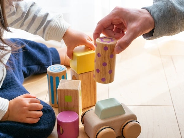 知育玩具で指先のトレーニング！メリット＆おすすめ商品を年齢別に紹介